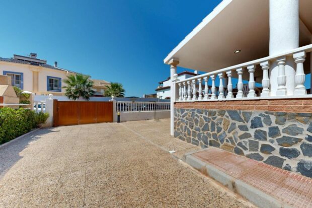 property image #1