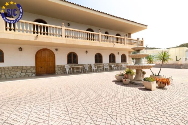 property image #3