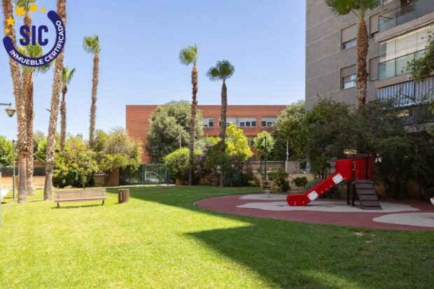 property image #3