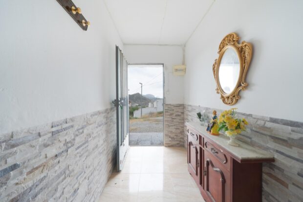 property image #1