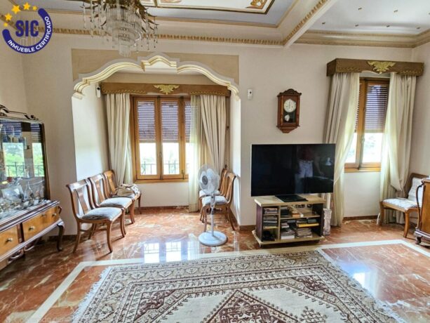 property image #3