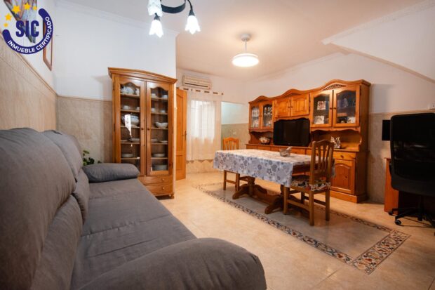 property image #3
