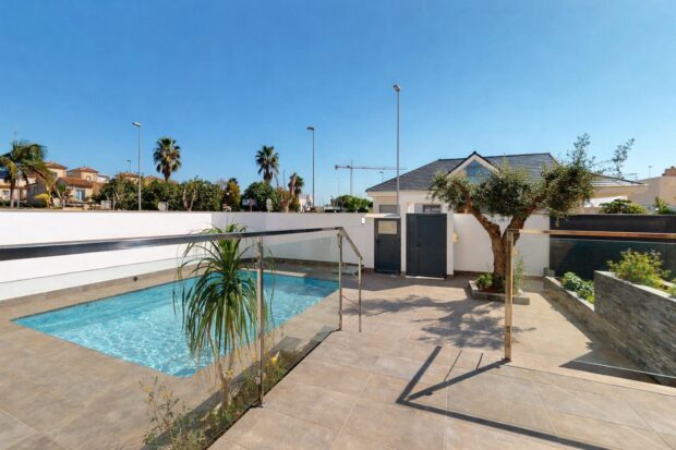 property image #2