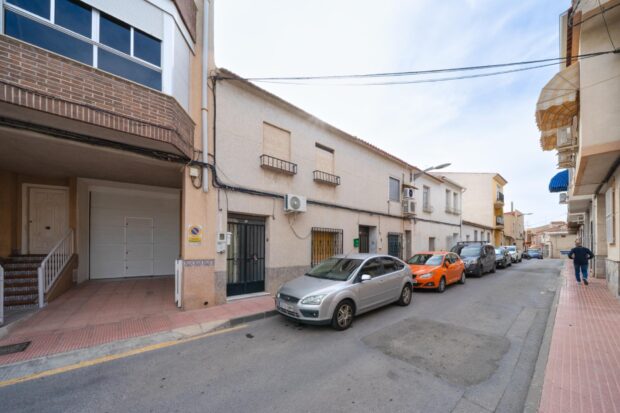 property image #1