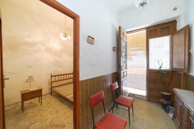 property image #2