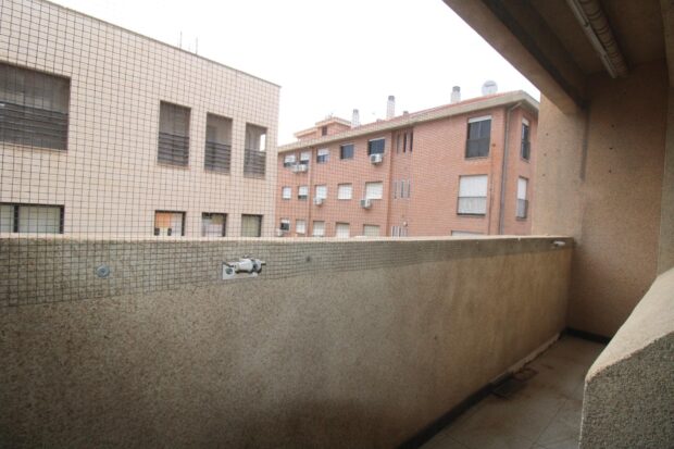 property image #3