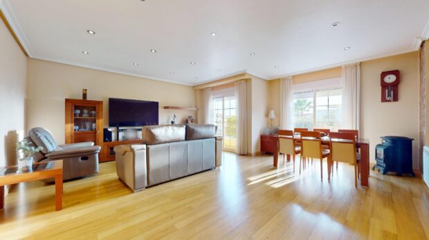 property image #1