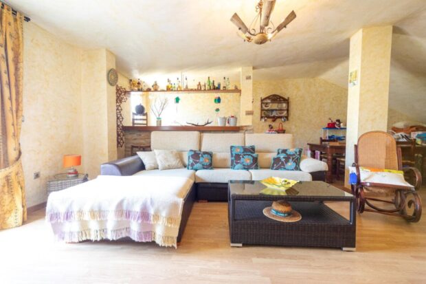 property image #0