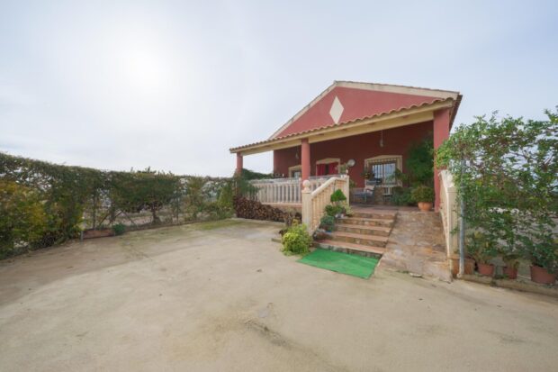 property image #3