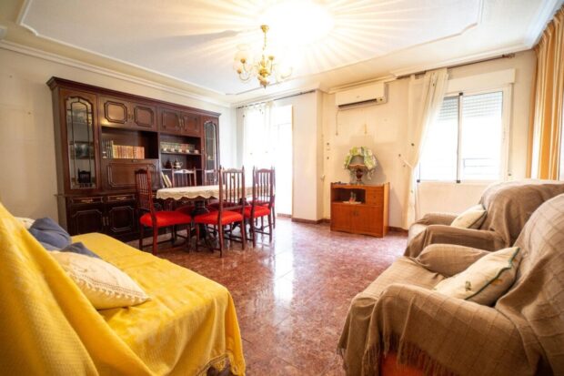 property image #3
