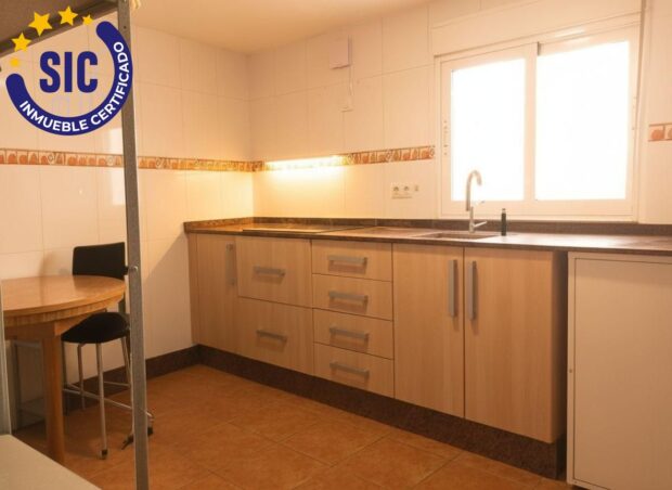 property image #3