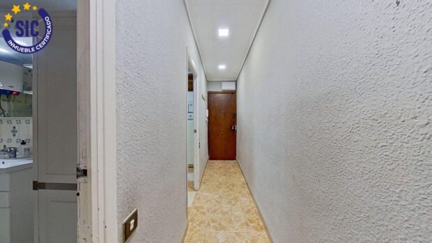 property image #3