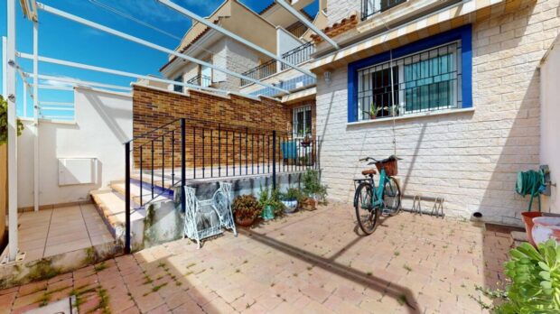 property image #2