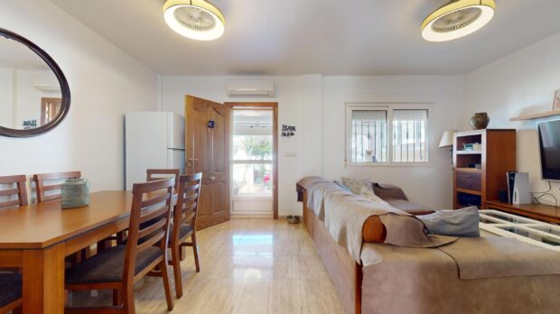 property image #3