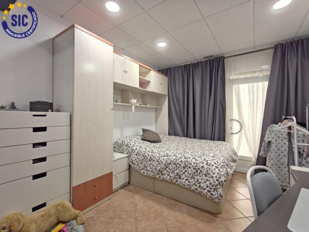 property image #3