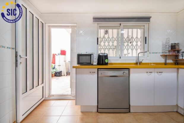 property image #4
