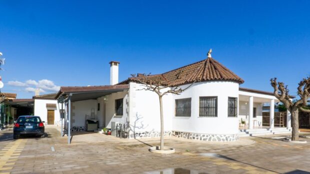 property image #1