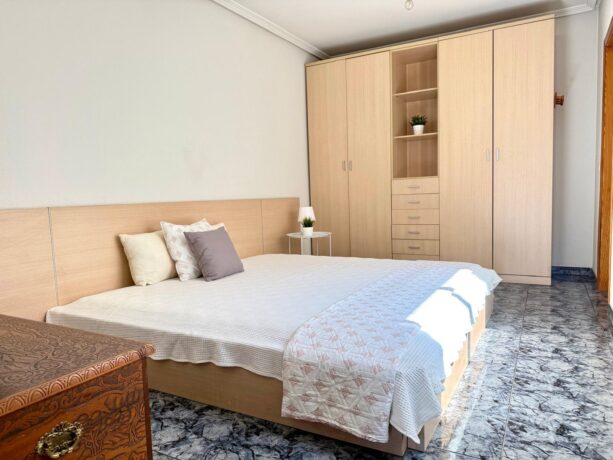 property image #3