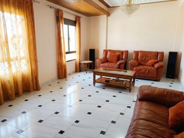 property image #0
