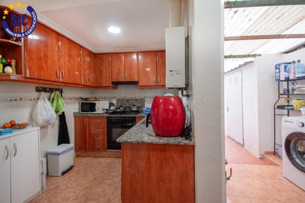 property image #4