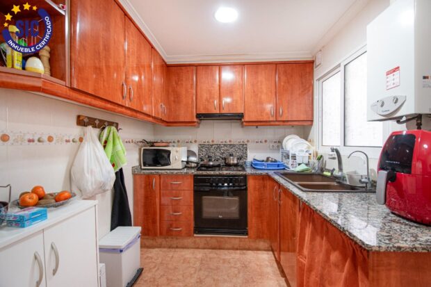 property image #3