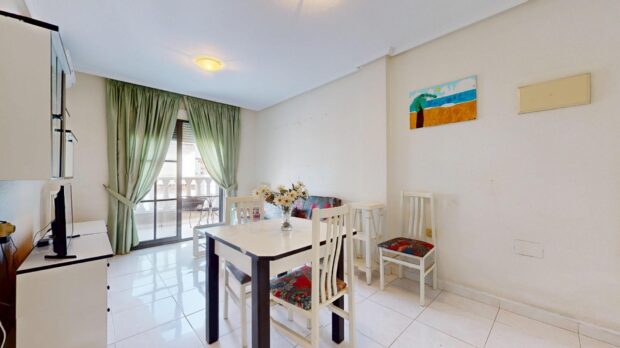 property image #3