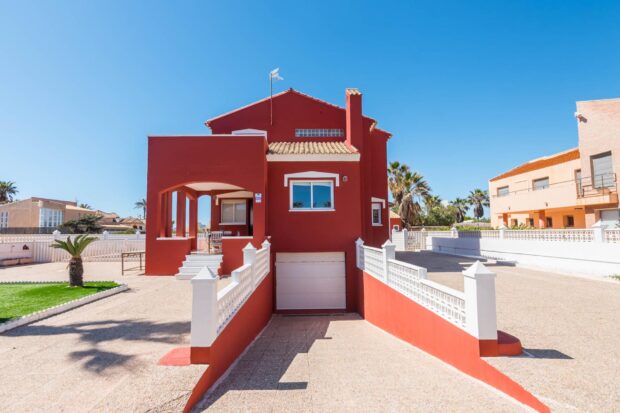 property image #3