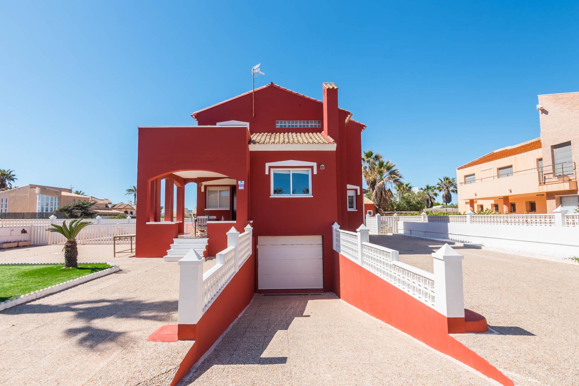 property image #3