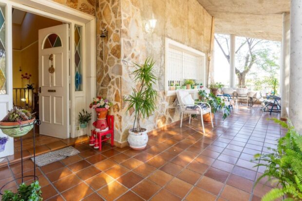 property image #1