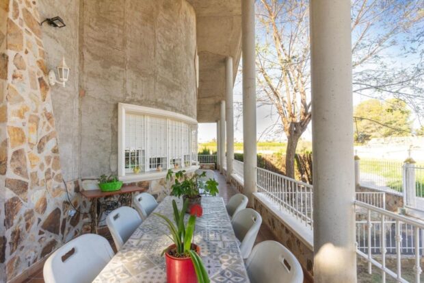 property image #4