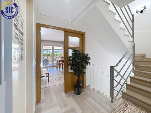 property image #3