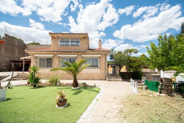 property image #0