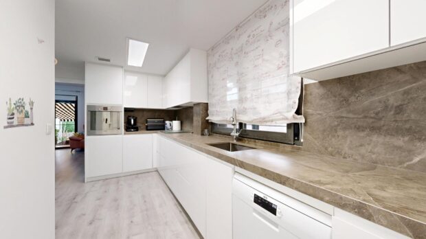 property image #0
