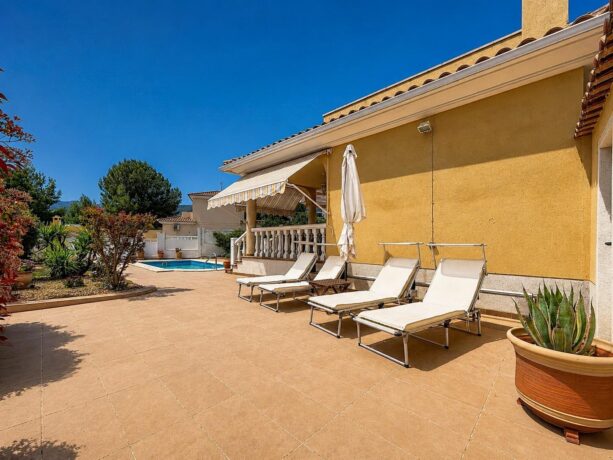 property image #2