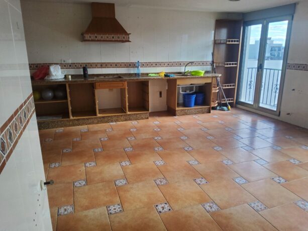 property image #2