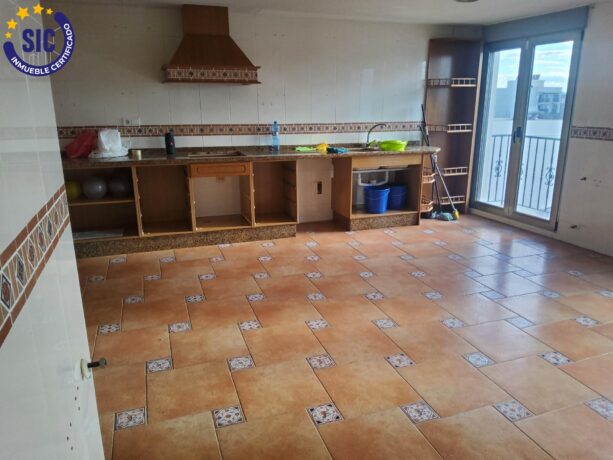property image #4