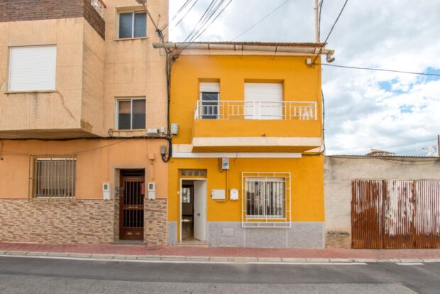 property image #1