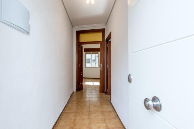 property image #2