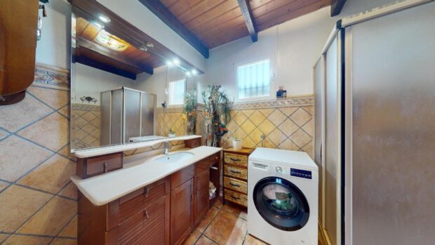 property image #4