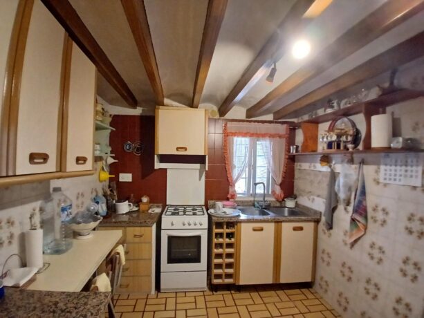 property image #3