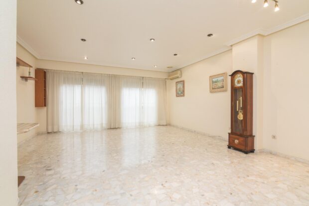 property image #1