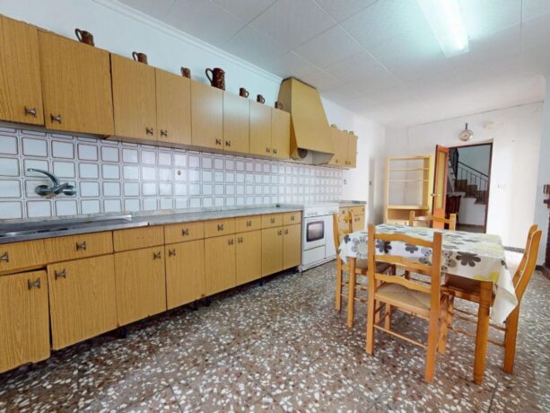 property image #2