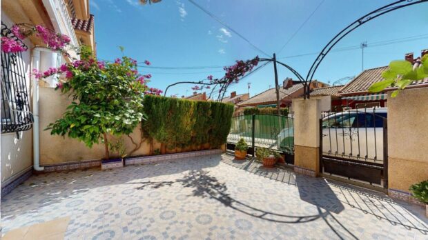 property image #2