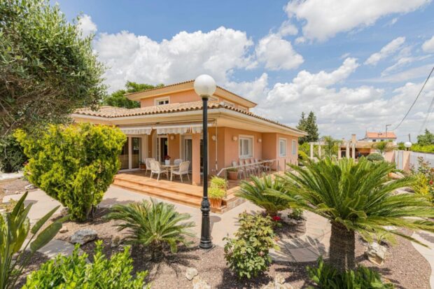 property image #0