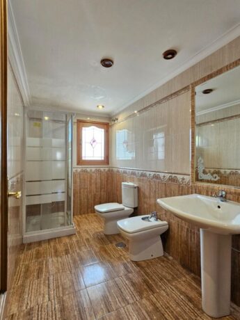 property image #2