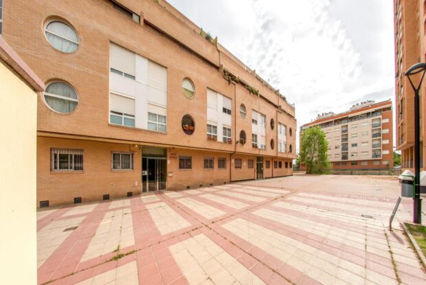 property image #1