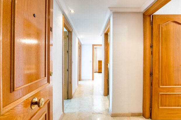 property image #3