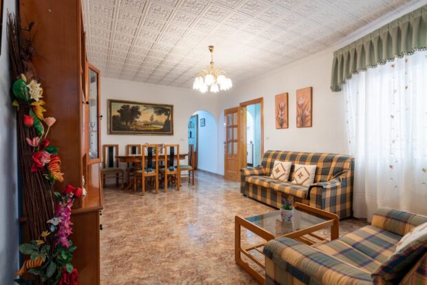 property image #1