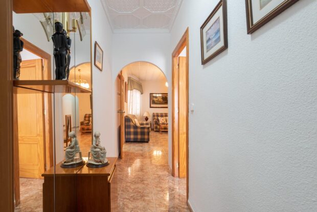 property image #4