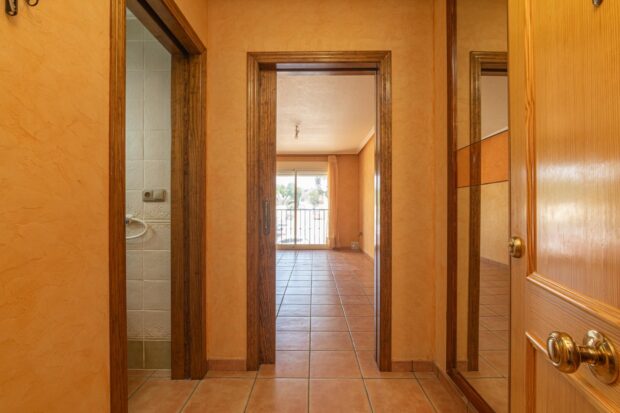 property image #1
